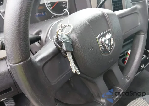 2010 Dodge Ram 1500 St z USA, uszkodzony, nr VIN 3D7JB1EK2AG148247